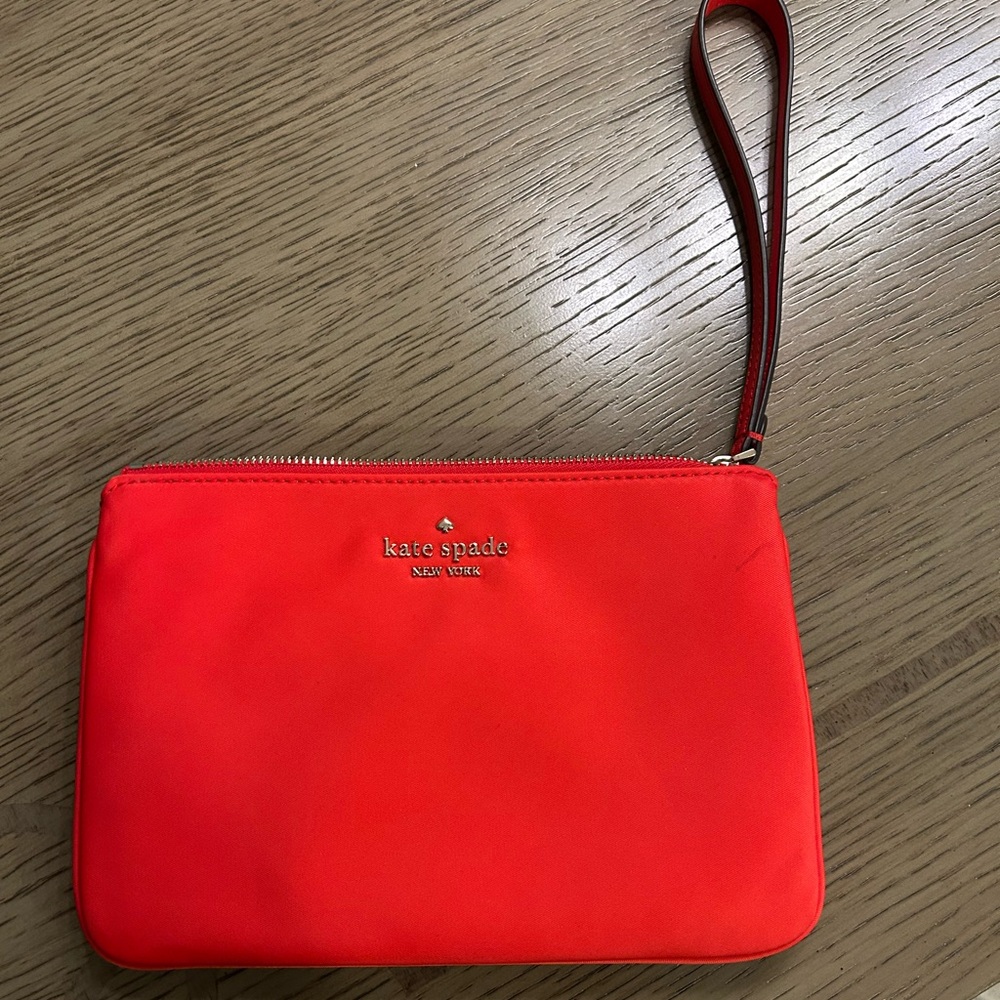 KATE SPADE CHELSEA WRISTLET
